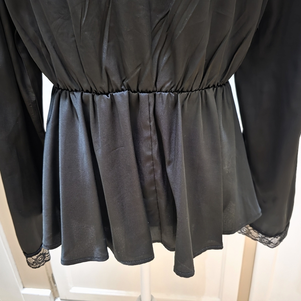 SHEIN Women's Elegant Black Lace Trim Tunic - Picture 10 of 13
